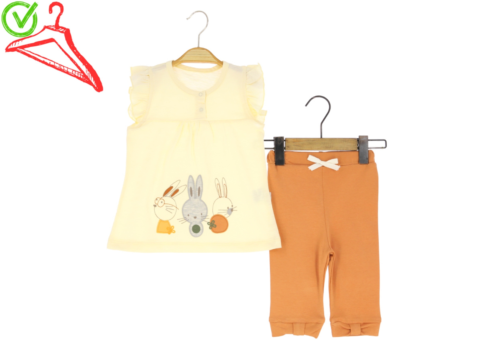 طقم الأرنب الكيوت